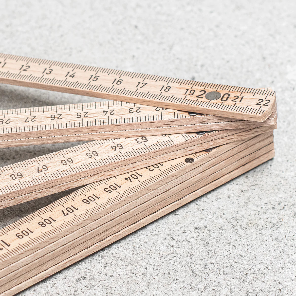 Folding garden ruler – Gin Gin Garden Club