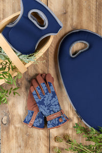 Love The Glove | Navy Oak Leaf